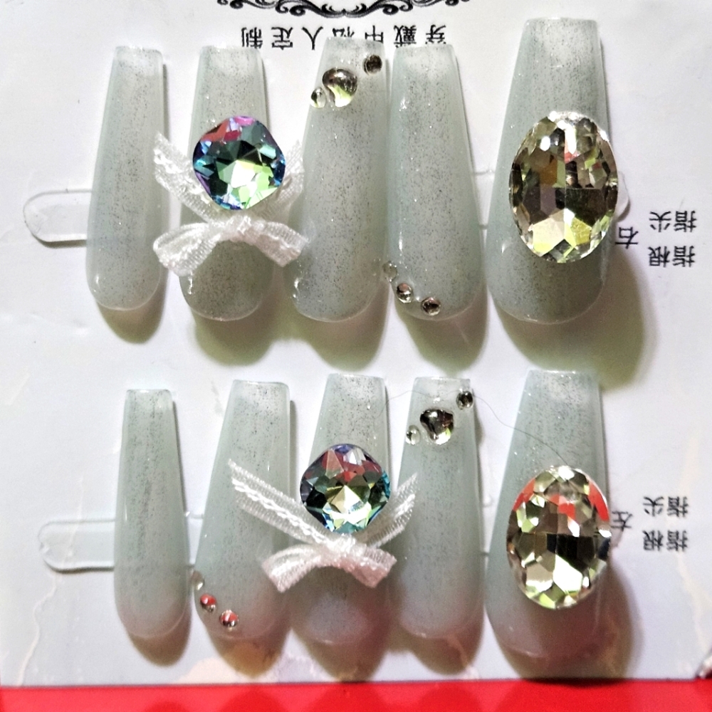 Bougie Nails Press-on nails glue-on nails artificial nails fake